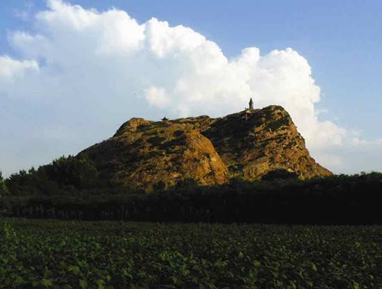 望儿山——观光辽宁熊岳望儿山有感 文/马龙田