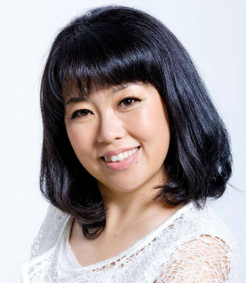 歌唱家李煜惜风采 歌唱家李煜惜,北京著名女高音歌唱家.