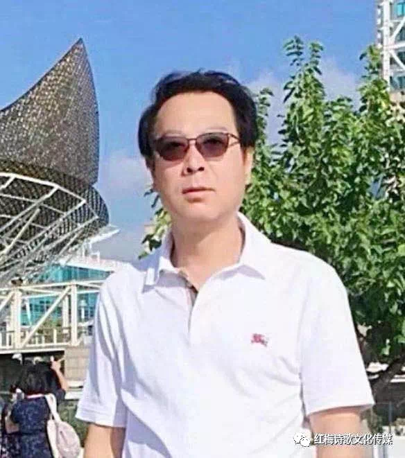 红梅诗歌文化传媒|我爱你中国|作者:任洪彦 朗诵:安湛