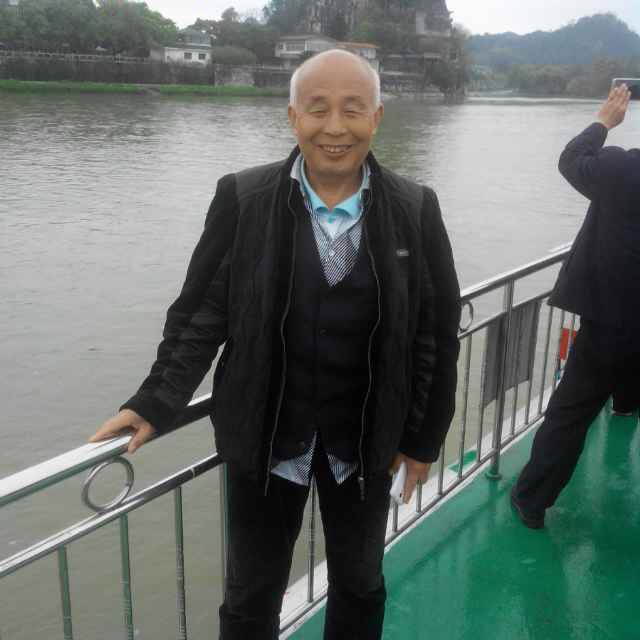 七十一诞辰感怀 【杨巨成】