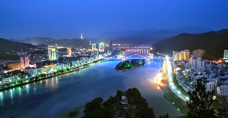 【中国世纪文学】腾讯音乐人:沈春丽//《新安江移民之歌》主播:悠闲