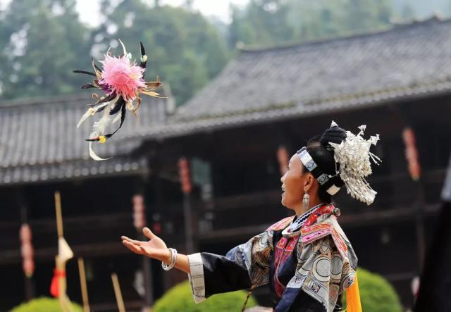 「黔晨要闻」贵阳交警发布提示:取消号牌区分 环高交通管制(图21)
