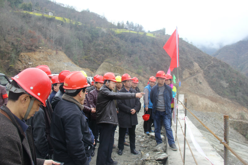 汾河治理太原段1闸坝工程建设 侧记 文/廖俊财