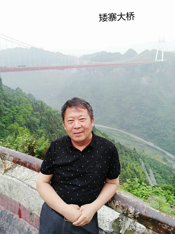 请君欣赏江苏盱眙县诗人方少春老师的几组精选现代诗作品