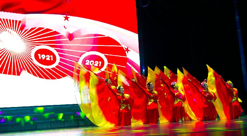 胡晓东作词作曲 大合唱《走向复兴》唱响驻马店(图16)
