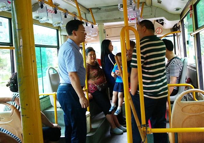 【纪实散文】一位中年男子的危险动作：文／李晓梅（陕西商洛）（图7）