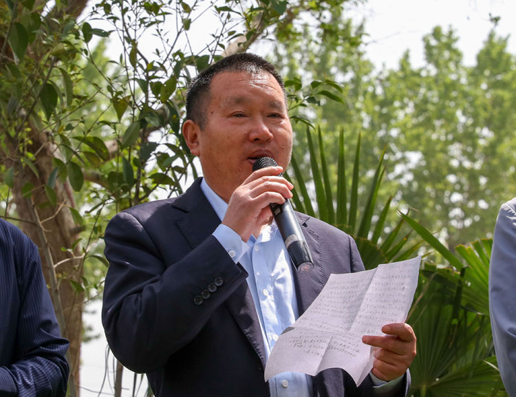 简篇-驻马店市公共关系协会餐饮文化专业委员会暨市天中菜研发中心挂牌成立