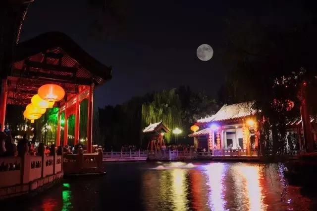 都市头条:秋色横空·济南中秋 // 耿建华(图2)