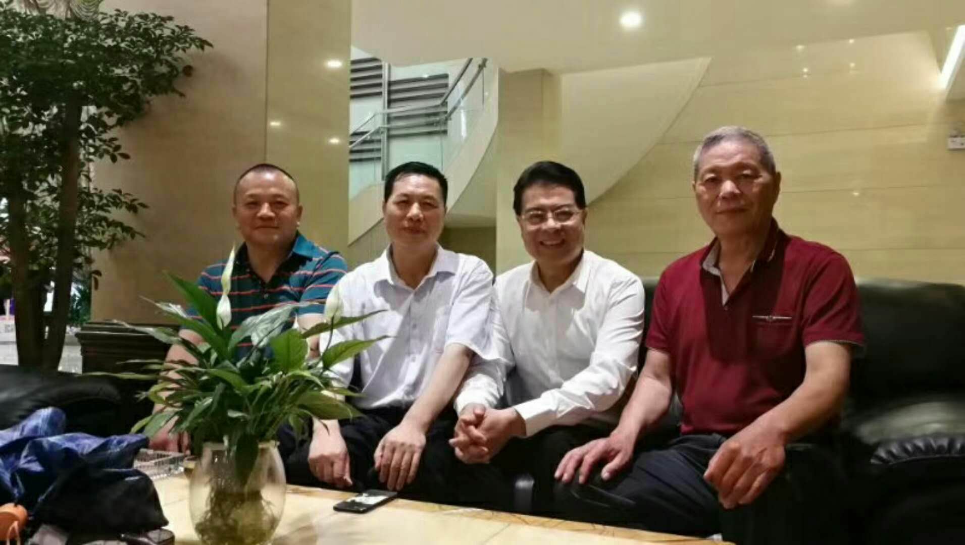 寰俊鍥剧墖_20200402172045.jpg