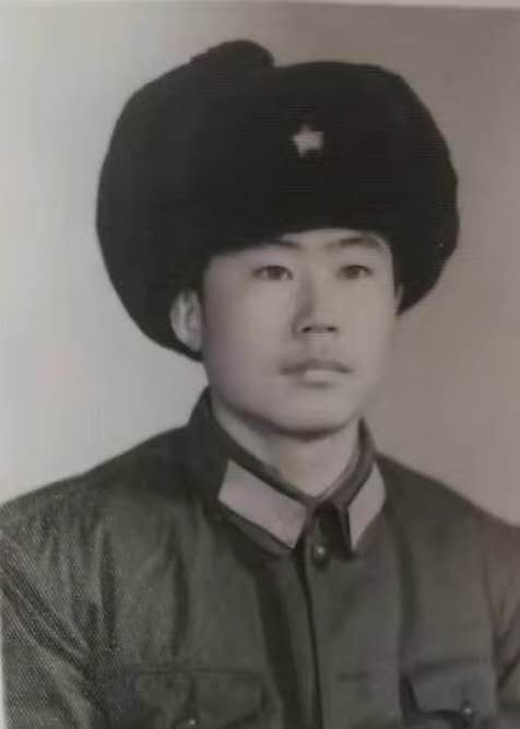 F7BB6166-1944-4C41-8C2D-2E5E7A71C342.