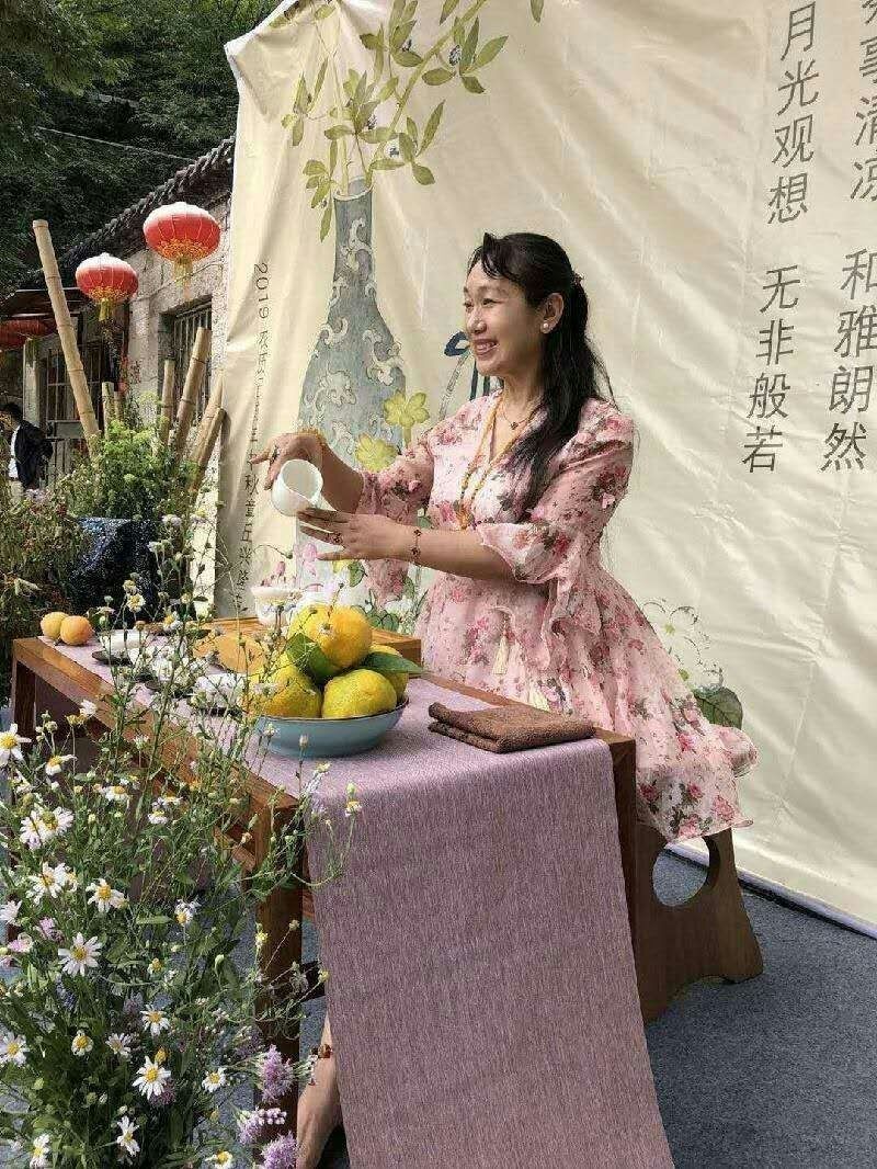 芳 姿 轻 舞 作者 周 凰【冰心文化传媒】(图3)