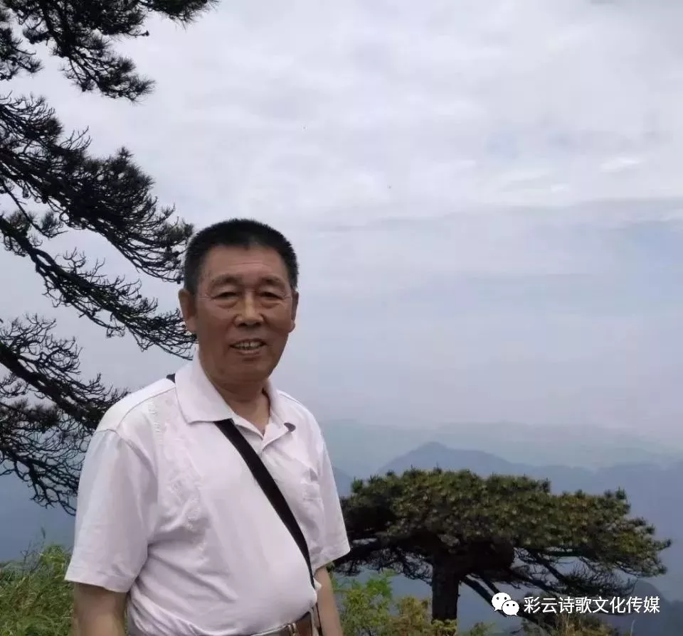 七绝《中秋八首》作者:霍忠义[金牌主播:剑冬][桃源国际诗歌文化传媒集团]（图9）