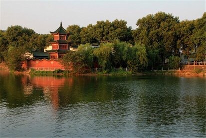 E5BF078E-59A3-4E19-8F21-01F668C34AB4.