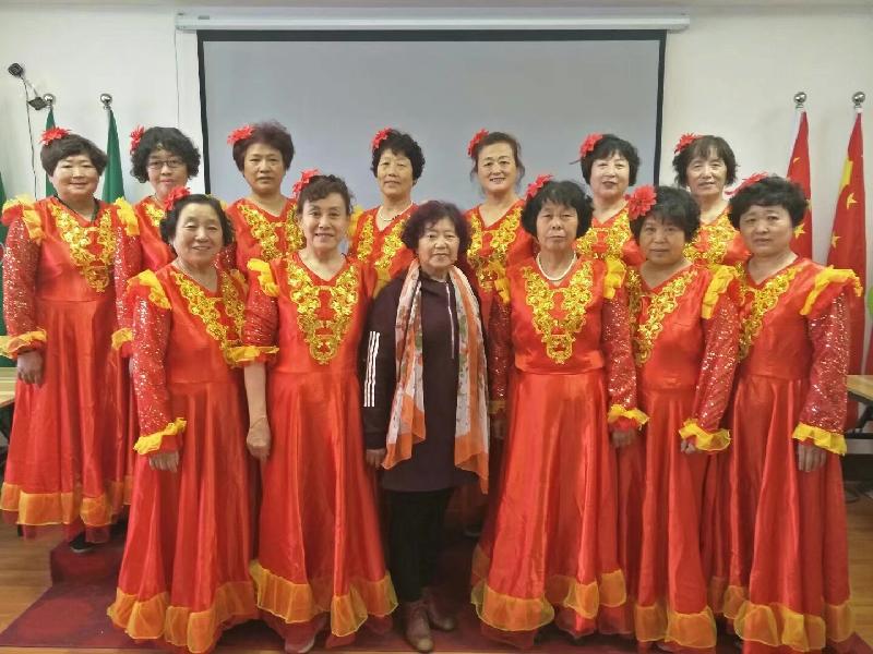 2021年7月1日庆祝建党百年华诞，我在威海市老年大学合唱团与老年体协团参加了多场文艺演出。文/编辑/制作：孙秀梅（图39）