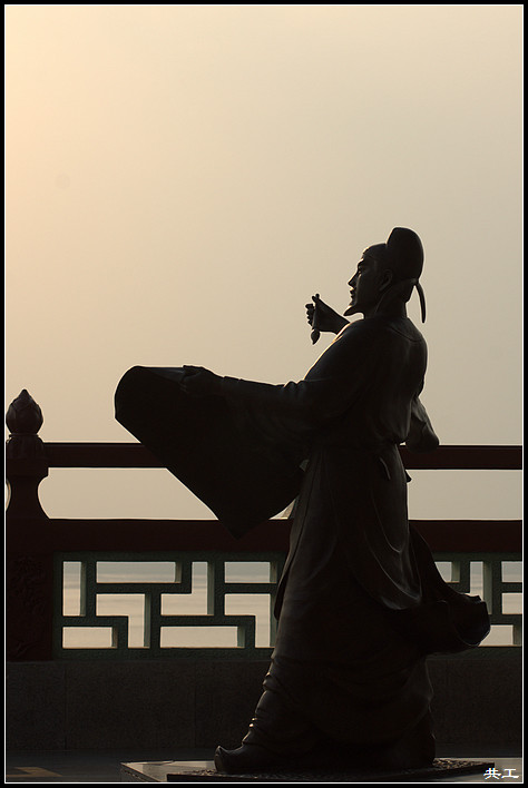 1583471702268016241.jpg 楼台赋诗.jpg