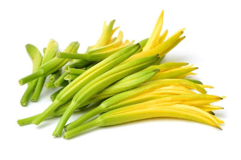 黄花菜美味价值高黄花菜因为颜色金黄,行走细长,也叫金针菜,它营养