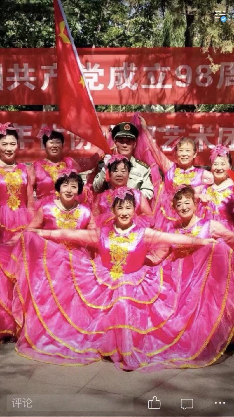 2021年7月1日庆祝建党百年华诞，我在威海市老年大学合唱团与老年体协团参加了多场文艺演出。文/编辑/制作：孙秀梅（图5）