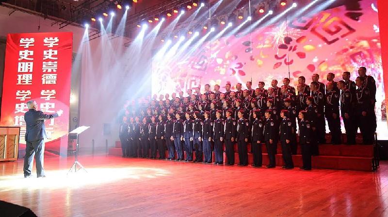 云南警官学院举办“学党史 守初心 担使命”庆祝中国共产党成立100周年主题文艺晚会（图13）
