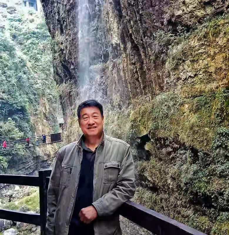【枫雅汇看图约诗】编委专刊01期(图6)