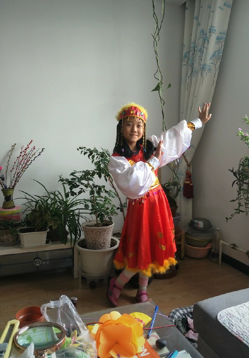 智子小朋友诗歌欣赏‖樱花 青海/智子（十岁）（图2）
