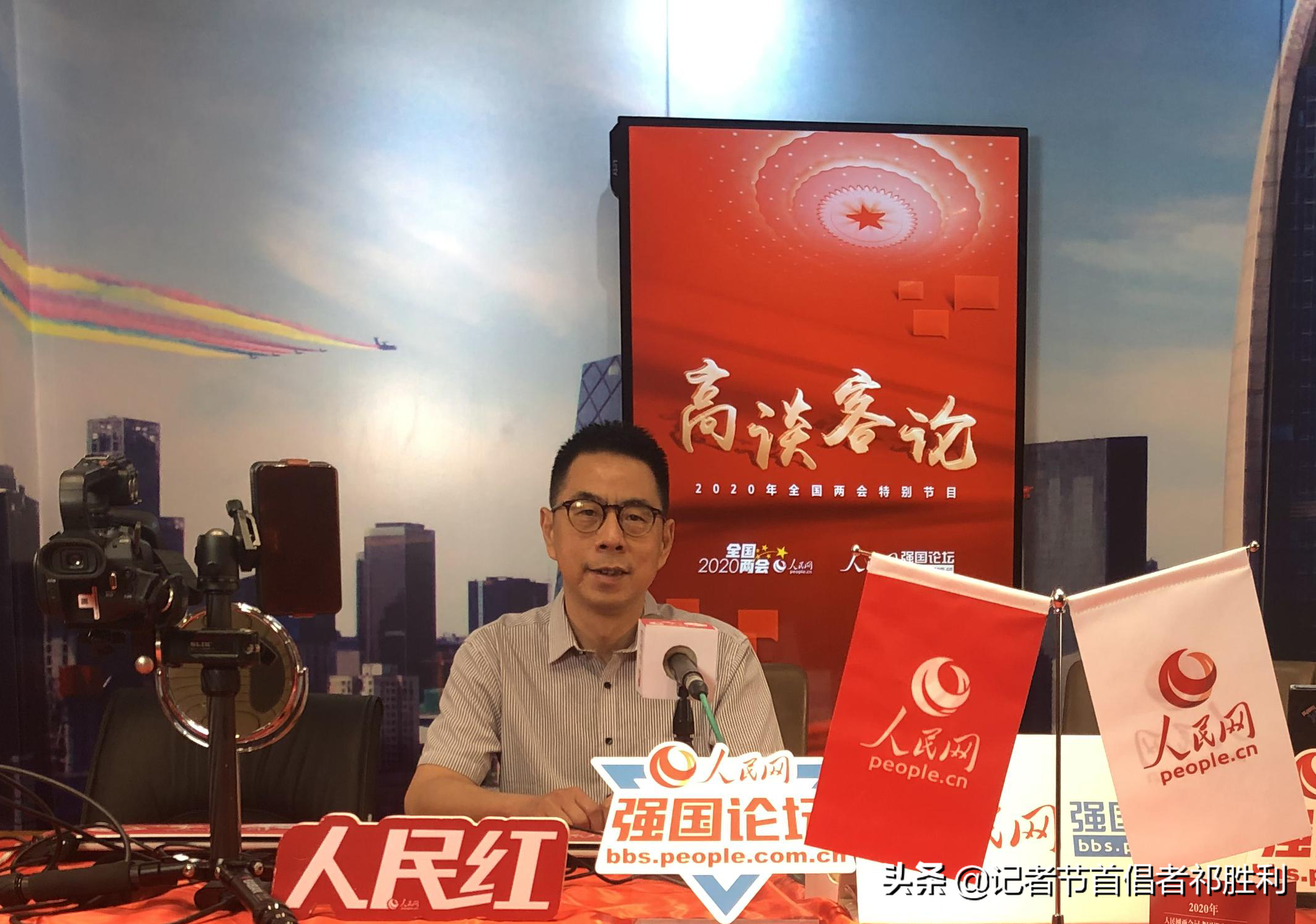 绁佽儨鍒?.png