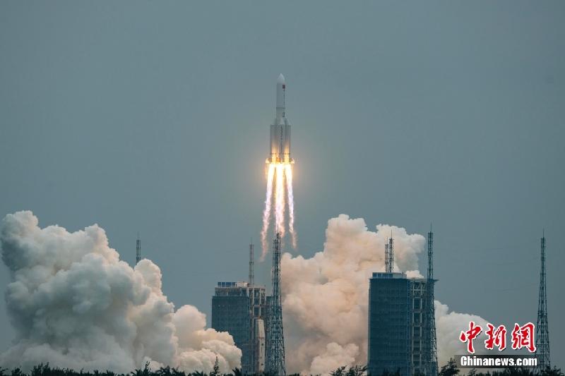 有感天和号空间站核心舱发射成功 ／江冲（图11）