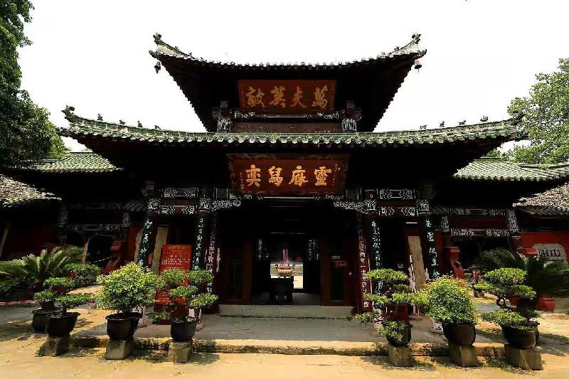 《千年夙愿》作者/陈正清 主播/馨园小主 编辑/胡琴