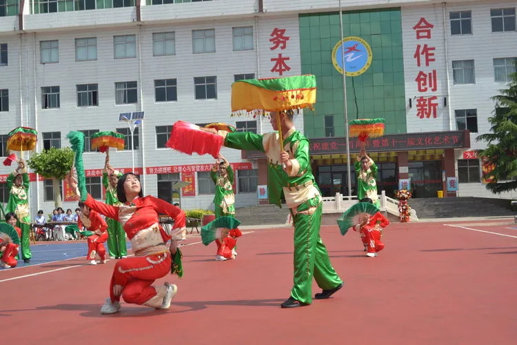 满庭芳•小作中学第十一届艺术节Ⅱ文/赵京江，图/小作中学，书法/武功（图9）