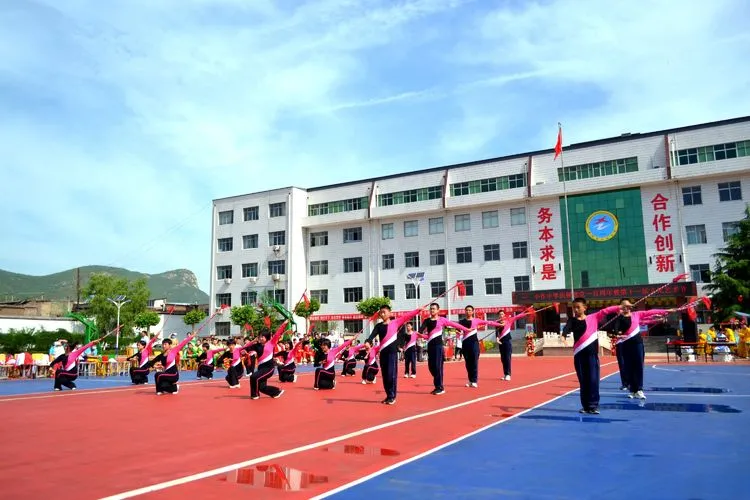 满庭芳•小作中学第十一届艺术节Ⅱ文/赵京江，图/小作中学，书法/武功（图7）