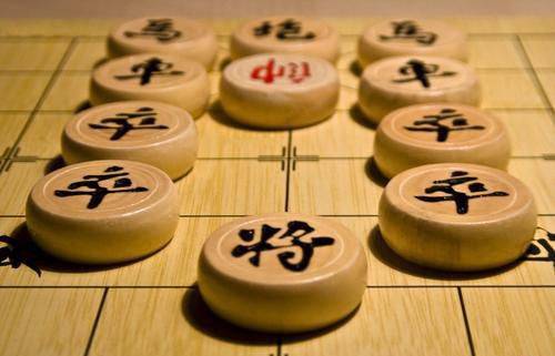 七绝‖下棋 作者‖刘德友 李万财