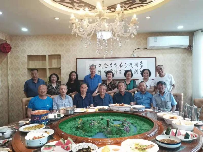 七律.情缘聚 文／温连根（图2）
