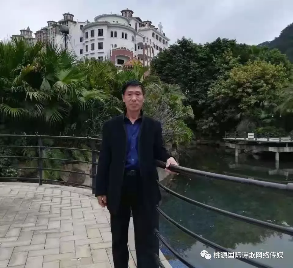 【桃源馨声】晚风吹过来|作者:风清|主播:青苗【总962期】(图7)
