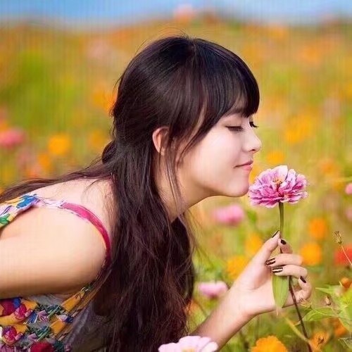 二月 你是悬在我心里一弯梦月〔外二首〕 文/吴雨晴〔四川〕【冰心文化传媒】(图4)