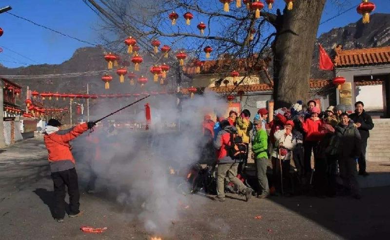 陌上花开诗歌专刊‖年初二(外四首) 京津沪头条 文/陌上花开(图2)