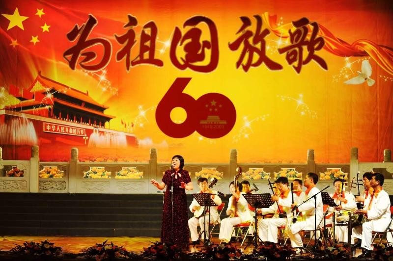 青春之神 (现代脊梁诗)明星主播/听雪(图2)