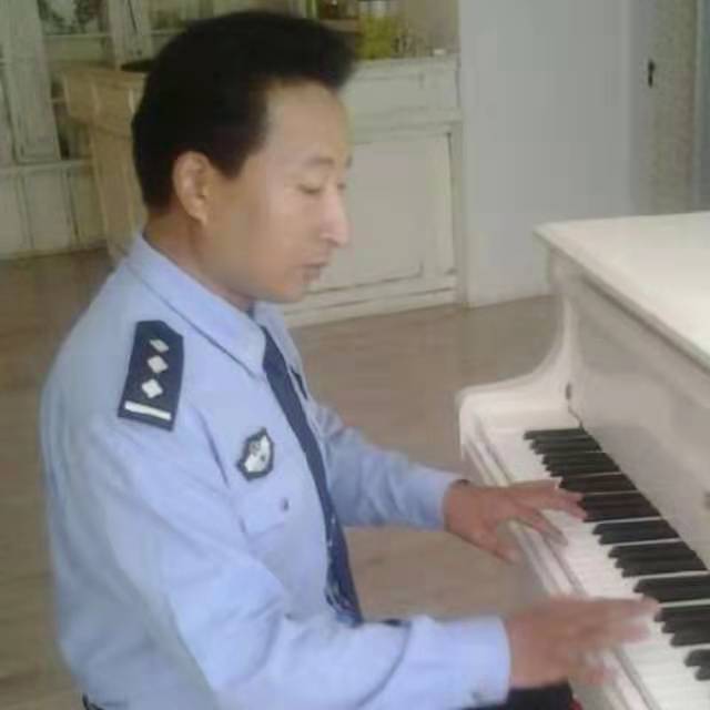 《你的名字叫人民警察》作者/周峰 主播/明宏 编辑/胡琴(图12)