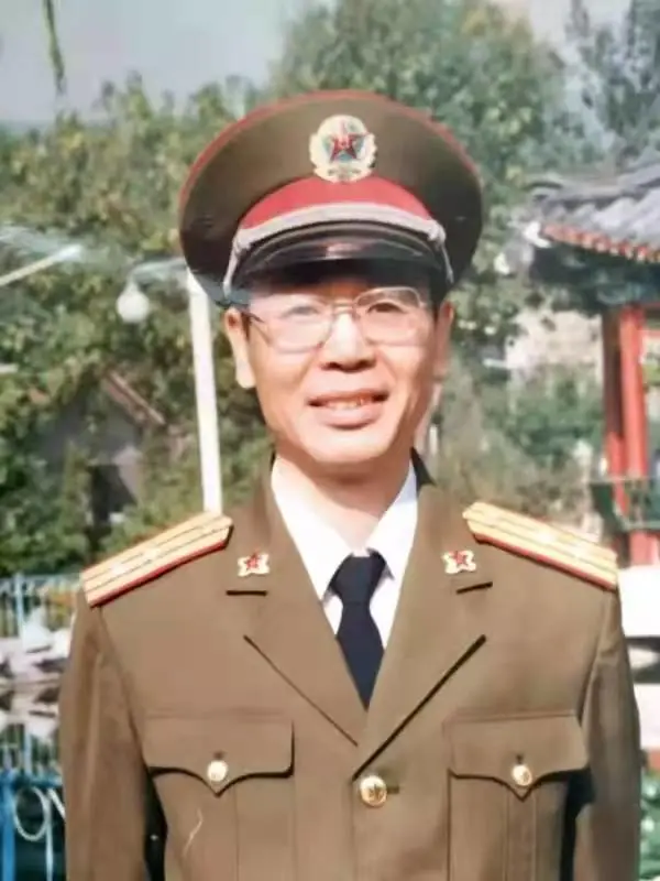 贤体新诗 · 退休翁小调 文/吴伯贤 北京【冰心文化传媒】（图6）