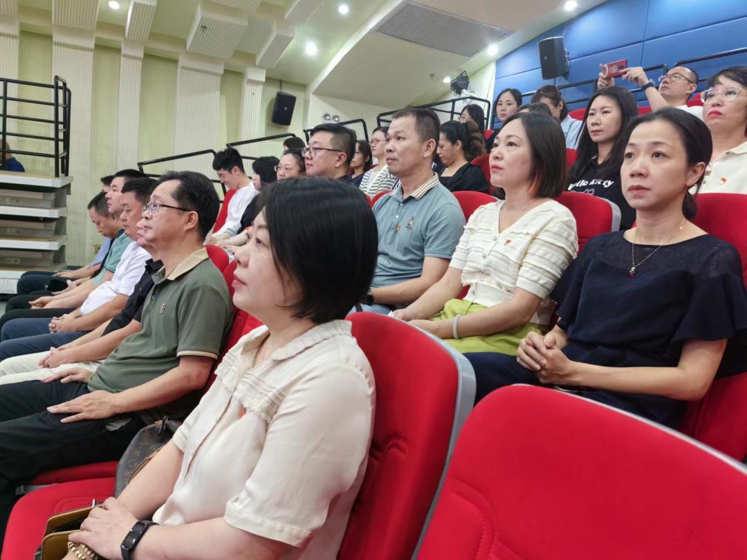 周建平博士在潮州市 “三馆一中心”宣讲文化自信(图3)