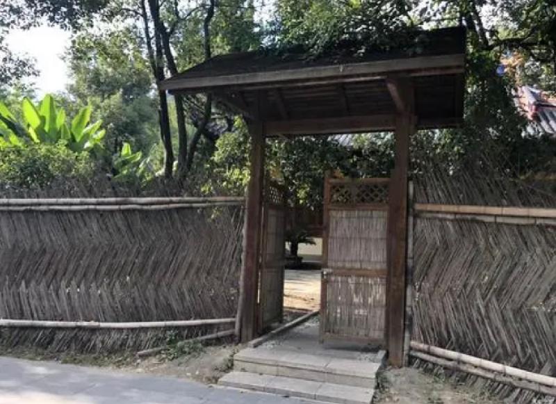 【新诗大观】谁会去推那扇柴门呢？||诵/文嘉（图4）