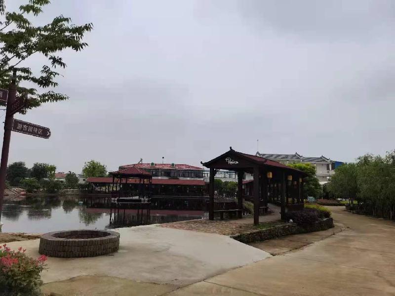 《黄陂凤凰寨农庄(外二首诗二阕词五副联)作者:徐栋梁