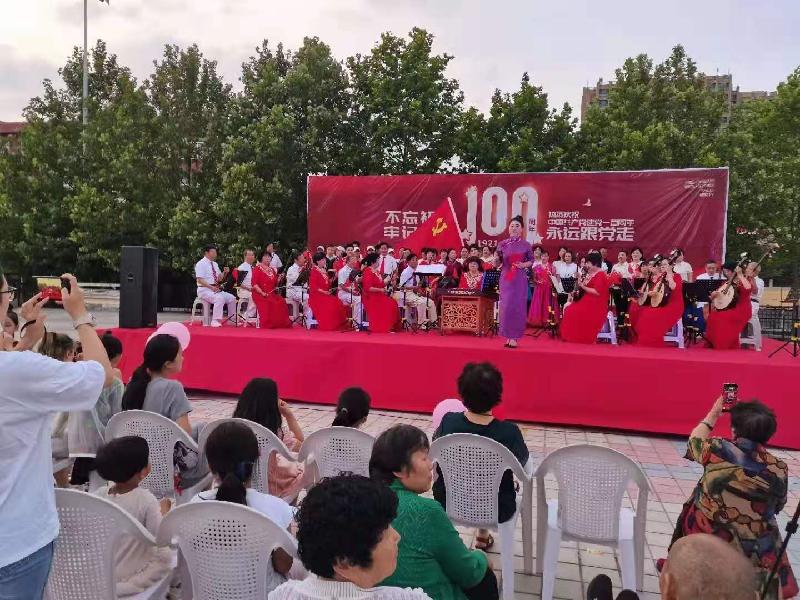 威海市老年体育协会举办2021年首次《唱响红歌大赛》庆祝建党百年华诞文艺汇演! 纪实/编辑/孙秀梅(图37)
