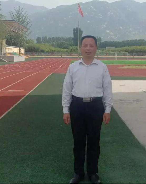 【美诗欣赏】一位乡村教师的独白/刘新川(图2)