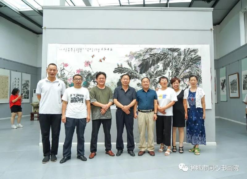 庆祝中国共产党成立100周年“丹青家国·同心聊城”书画作品展开幕（图9）
