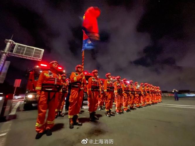 【新山东文学社】《暴风雨中的呼唤》作者/追梦 主播/清风（图6）