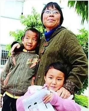 张继燕 · 宣海生倾情演绎喻灵芝作品：守望初心 大爱担当——写给张桂梅｜海外头条（图4）