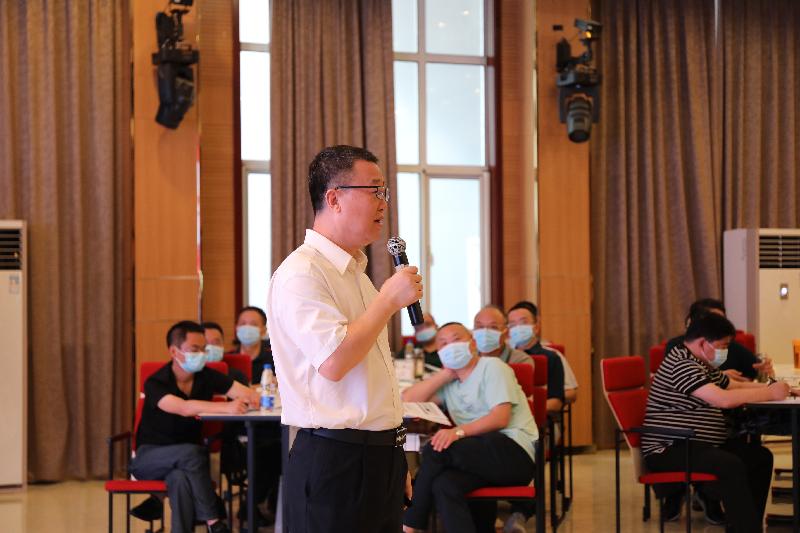 李景中为国网湖北电力科干班讲授《切实抓好党建党风廉政建设》(图4)