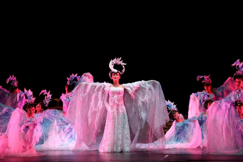《霓裳》同题十一首【冰心文化传媒】(图11)