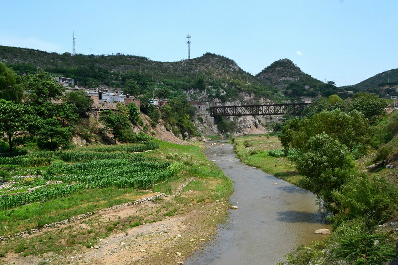 谒乏驴岭抗日战场七绝 岭上松｜文/吴贵平