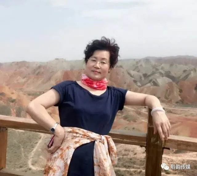 《秋,是一首诗》作者 静水流深朗诵 李鎂佳豫(图6)