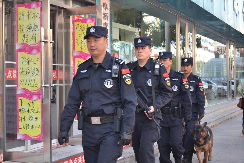 刘路平朗诵《我的巡特警好兄弟》作者/周峰(图7)